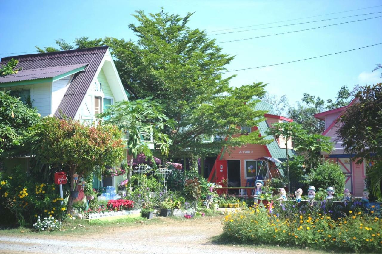 A Houses Homestay Накхонратчасима Экстерьер фото