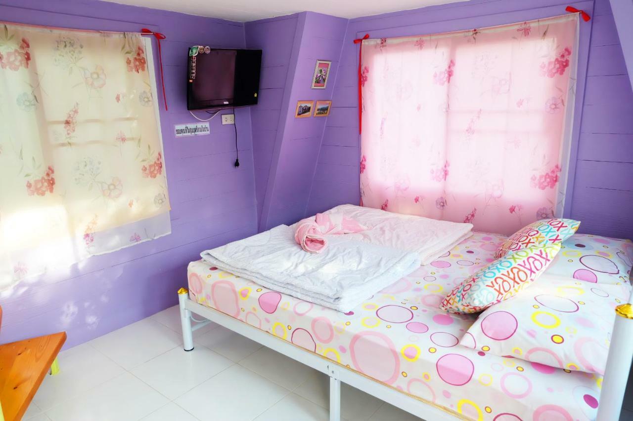 A Houses Homestay Накхонратчасима Экстерьер фото
