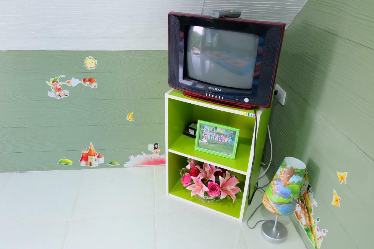 A Houses Homestay Накхонратчасима Экстерьер фото