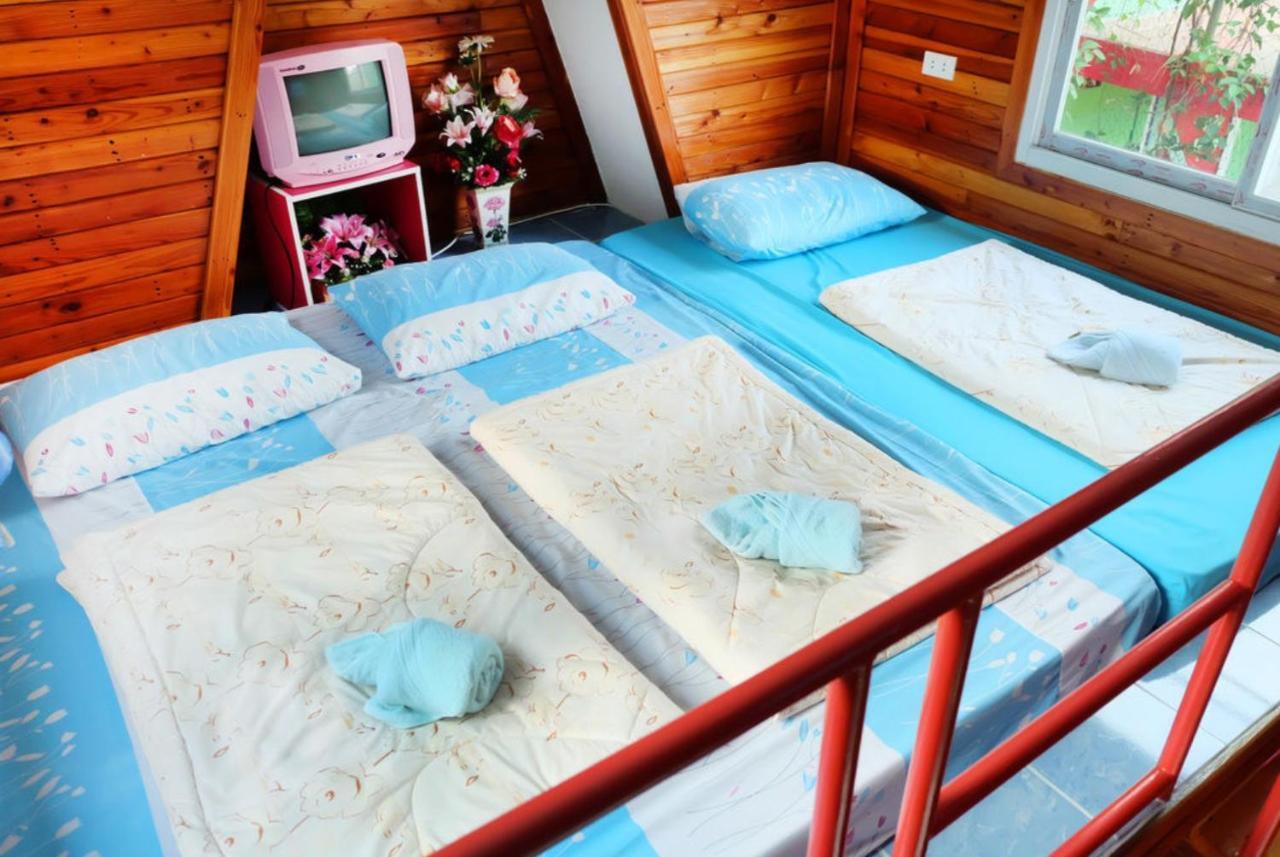 A Houses Homestay Накхонратчасима Экстерьер фото
